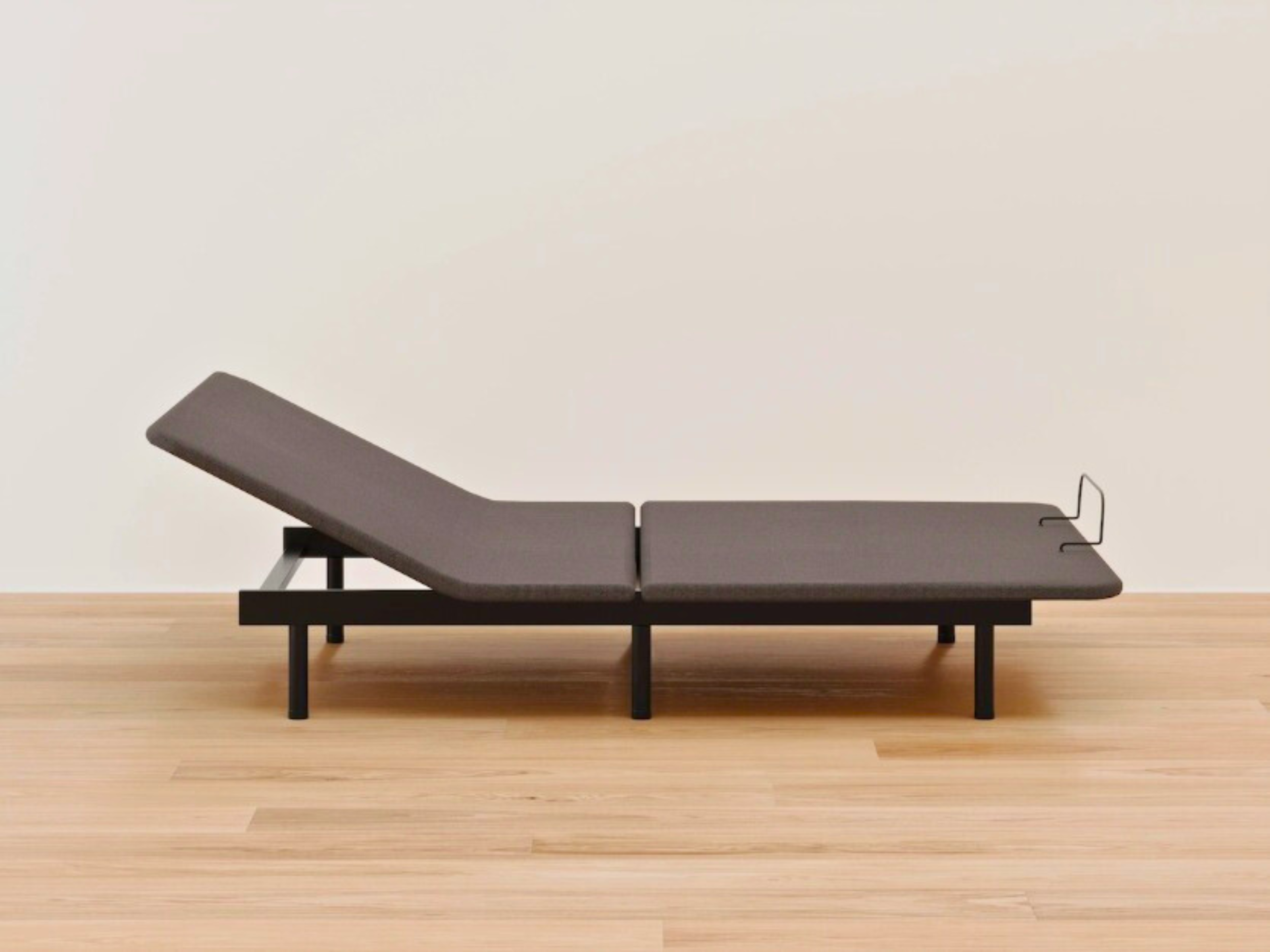 DreamCloud Classic Adjustable Bed Frame