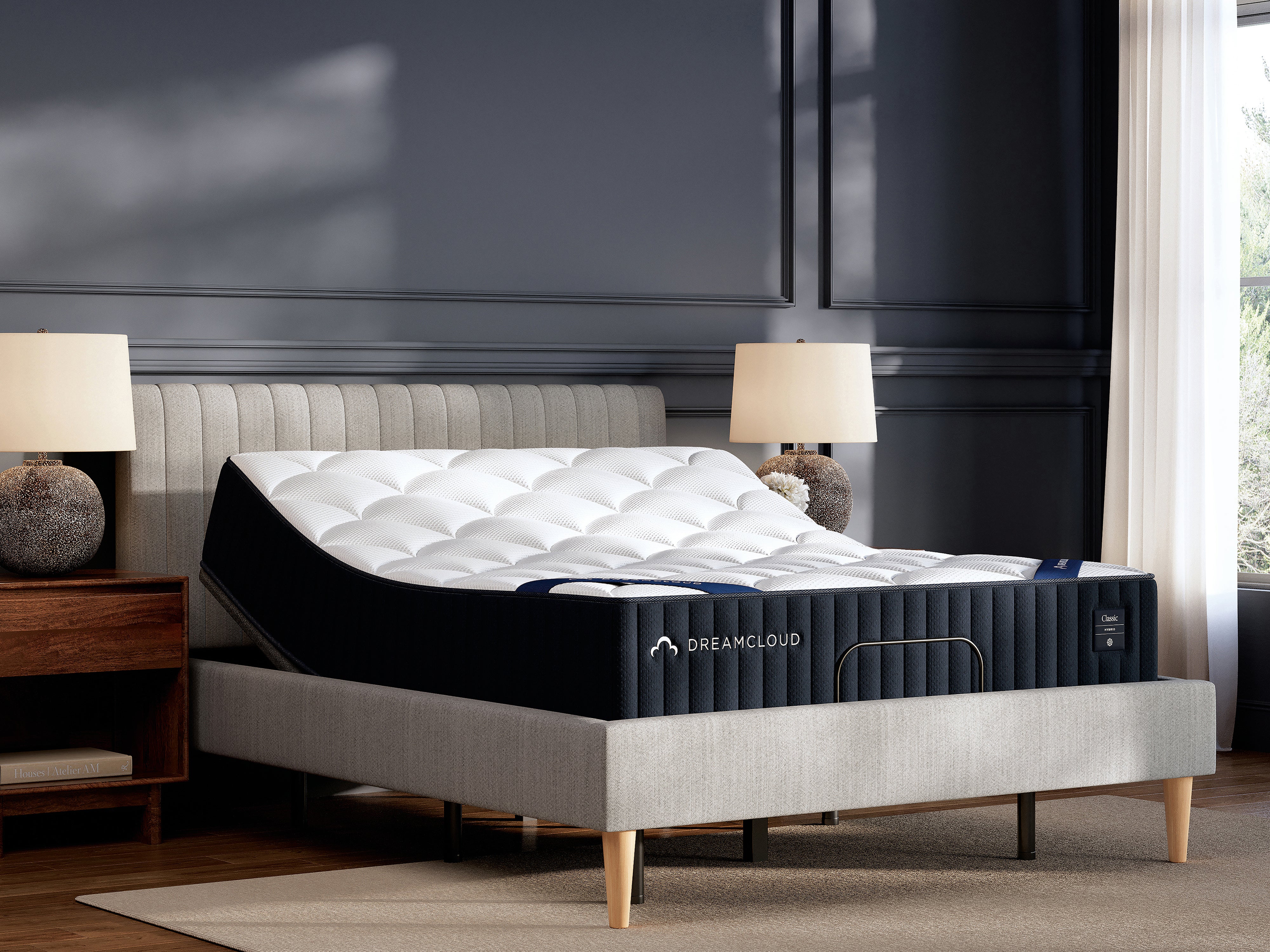 DreamCloud Classic Hybrid 4.0 Mattress