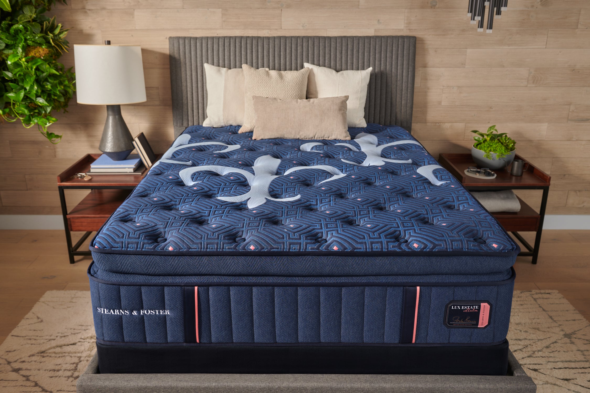 Stearns & Foster® Lux Estate Pillow Top Firm Mattress