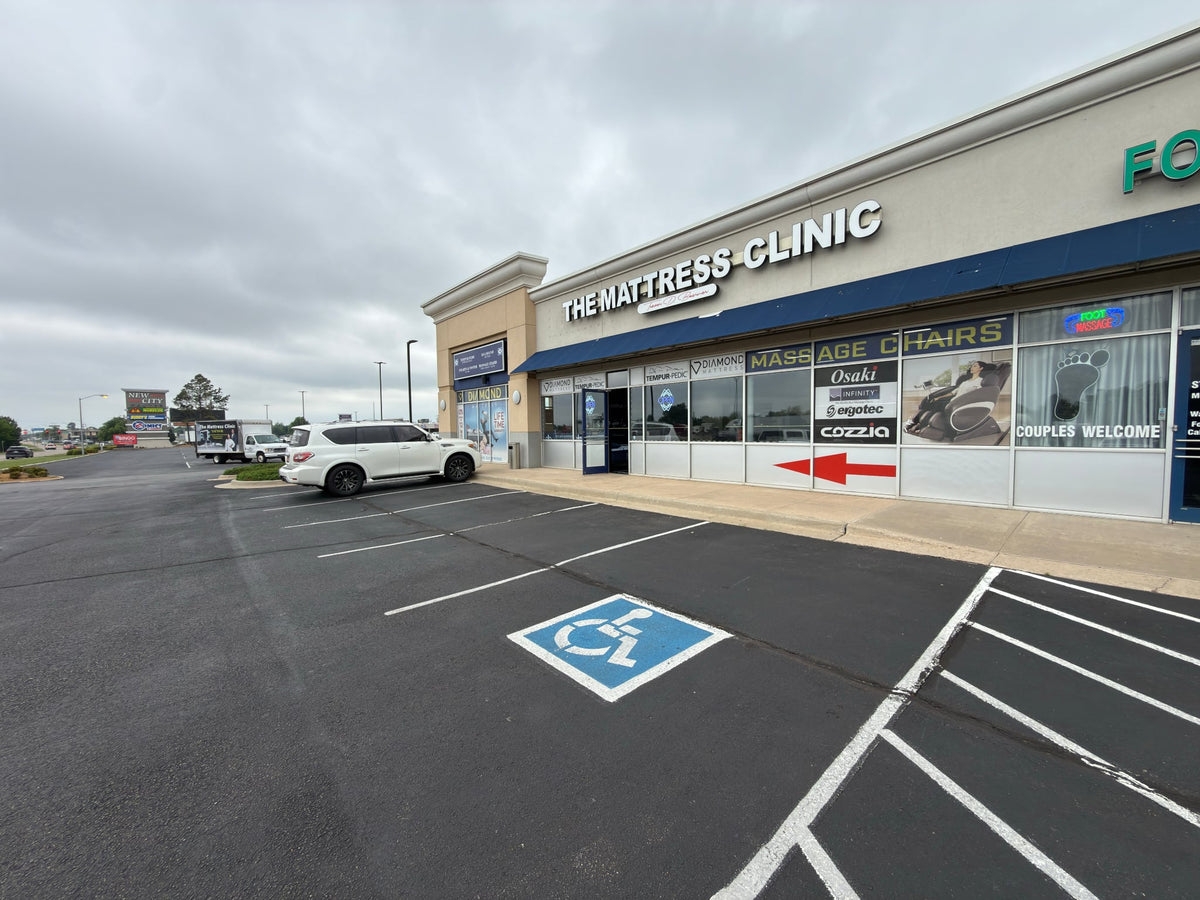 Exterior of The Mattress Clinic mattress store on North Moore Avenue in Moore, Oklahoma